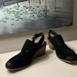 Söfft Sallies Women’s Perforated Black Suede Slingback Clogs 9.5M